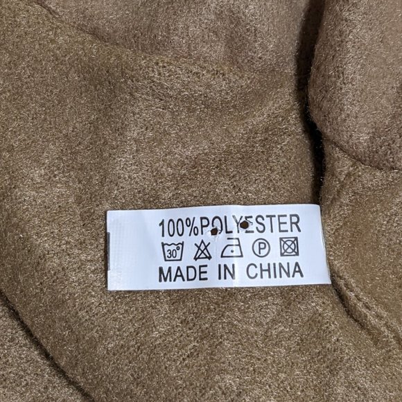 Vint. Crochet Cloche Hat w/ Embroidery and Fur Rosette - Picture 7 of 7